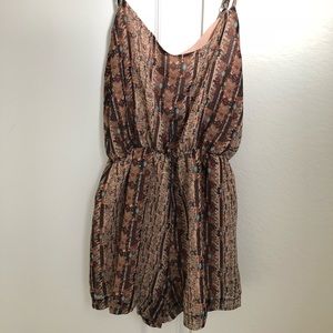 Chiffon geometric print romper